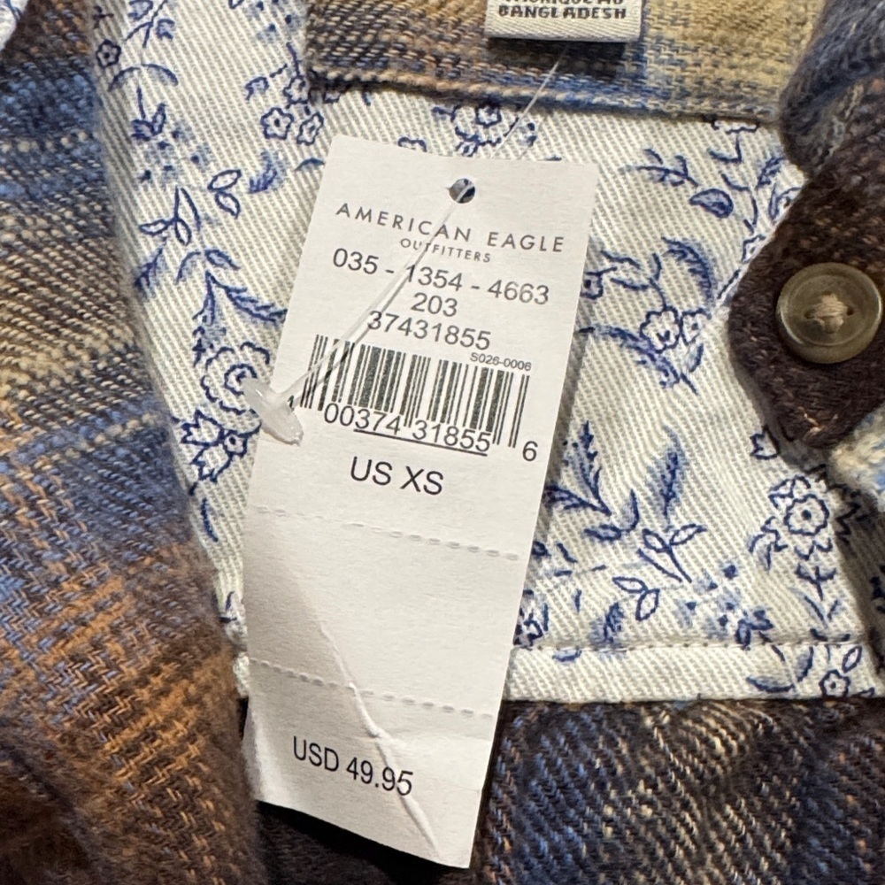 American Eagle Outfitters Womens Plaid Shirt Jacket in Blue and Brown - Picture 3 of 3